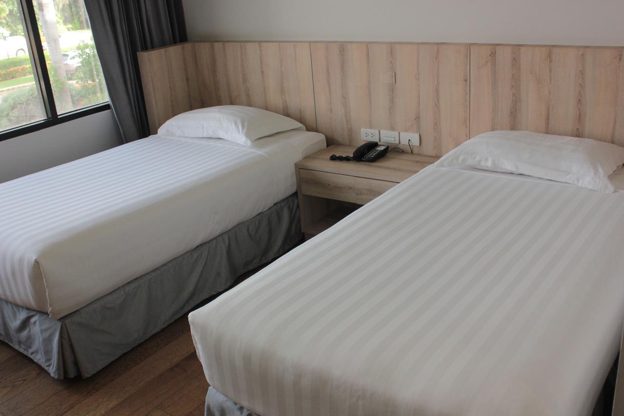 Holiday Poipet Ngoại thất bức ảnh